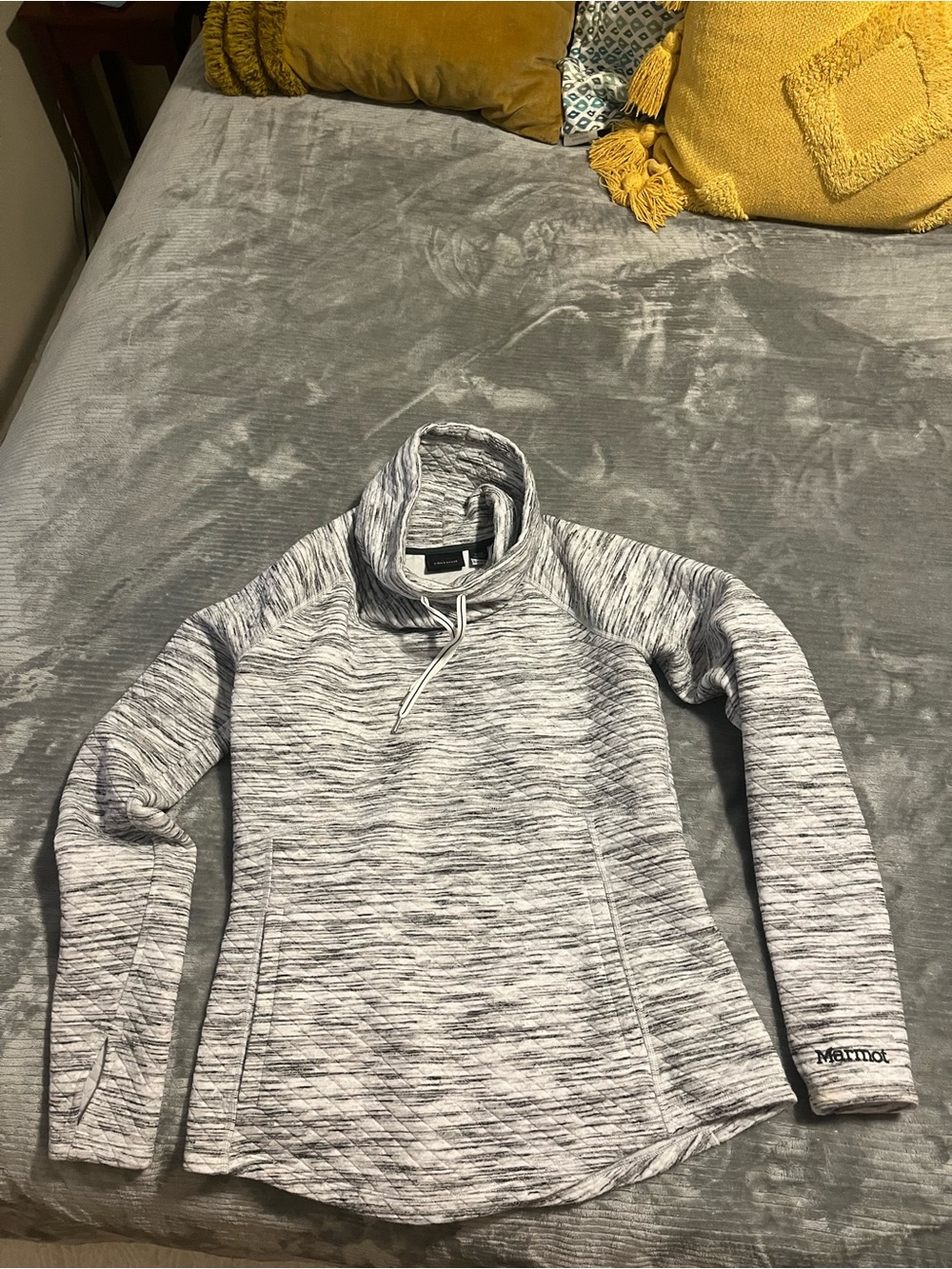 Marmot Marled White and Black Quarter-Zip Pullover